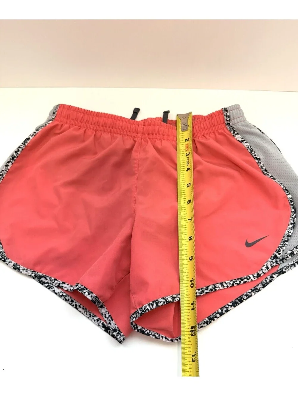 Nike Dri-FIT Women’s Athletic Running Shorts Pink Gray Lined Size M